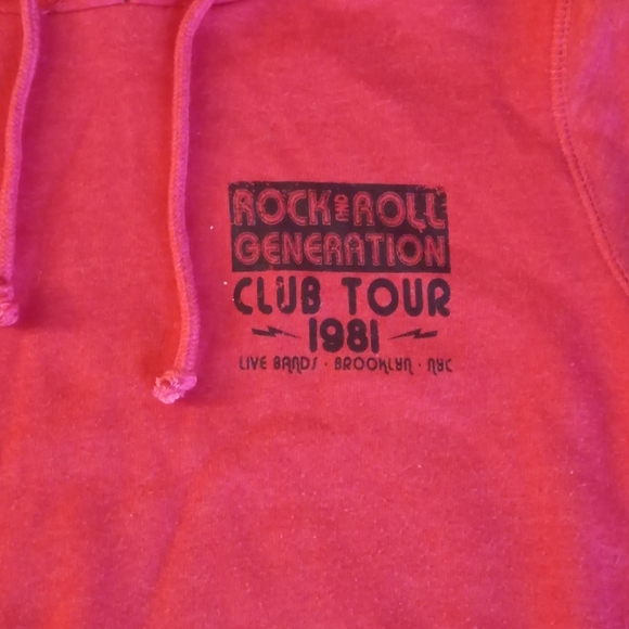 MYSTYLE Red Club Tour 1981 Pullover Hoodie Medium - Picture 3 of 6
